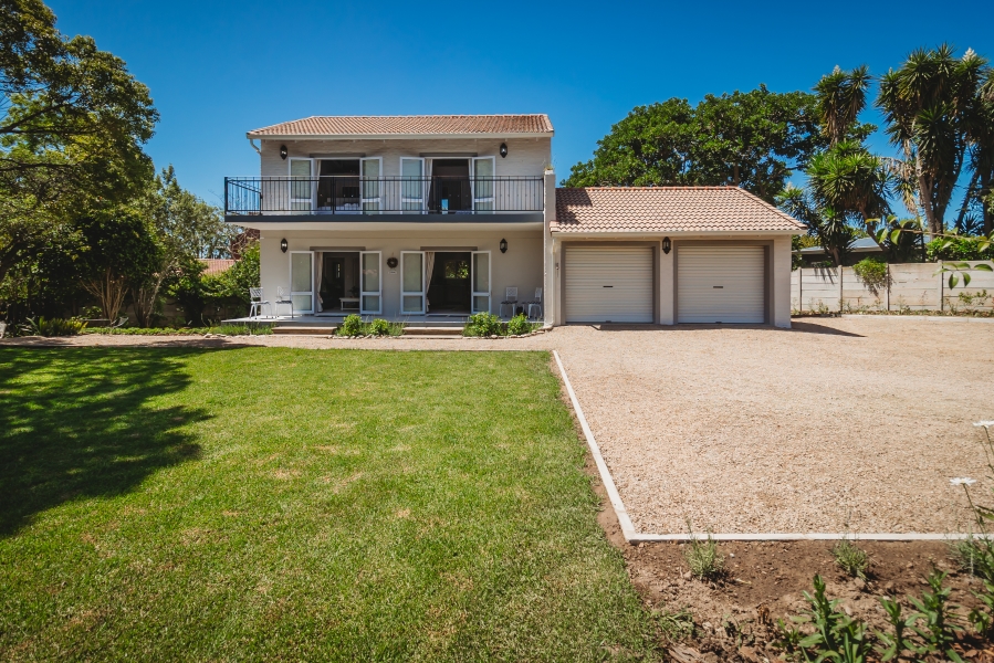 4 Bedroom Property for Sale in Fernridge Western Cape